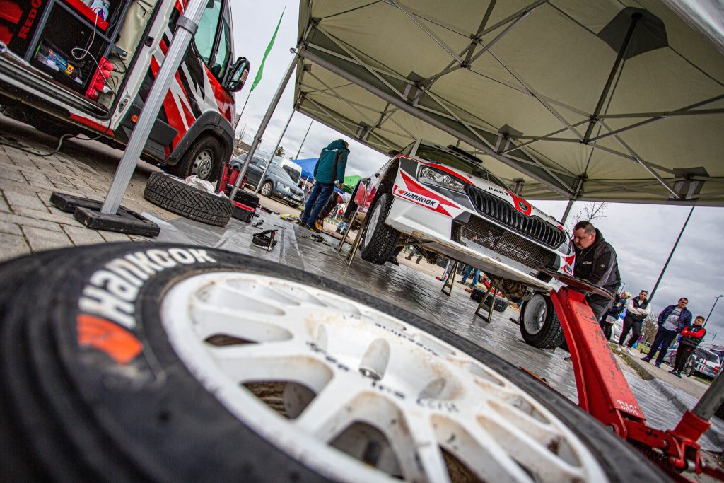 Az FIA bejelentette, hogy a Hankook lesz az új WRC gumiabroncs beszállító 2025-től!
